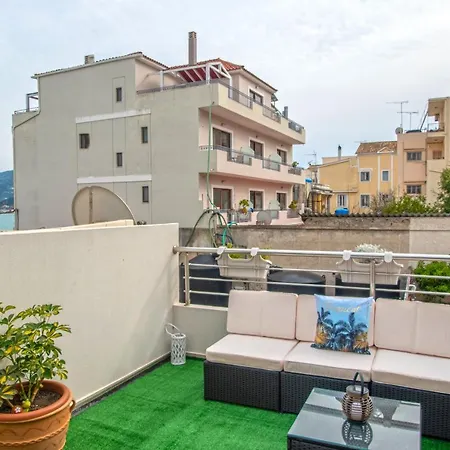 Alcmene Lux Apartment
