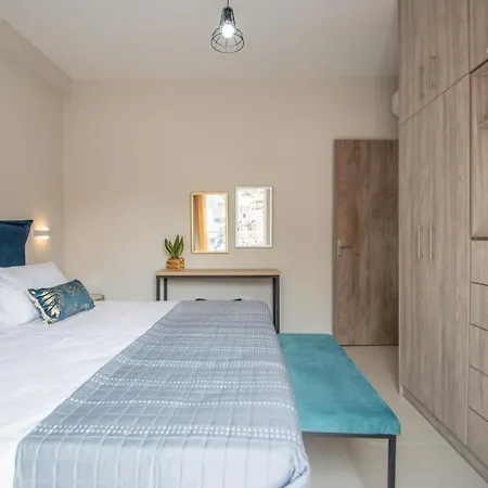 Alcmene Lux Apartment