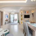 Alcmene Lux By 