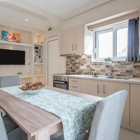 Alcmene Lux By Elite Appartement